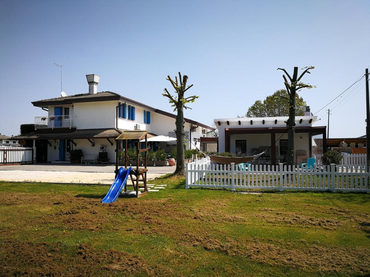 Villa Roma Holidays Jesolo Exterior foto