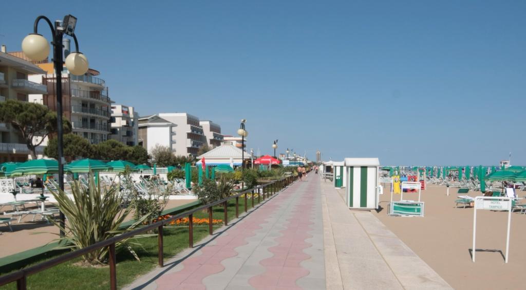 Villa Roma Holidays Jesolo Zimmer foto